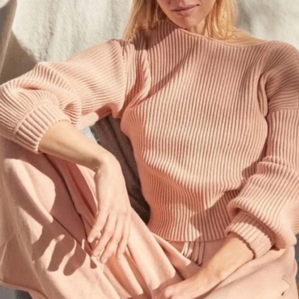 Lunya Off-the-Shoulder Reversible Ribbed Sweater in Blush Color “good in bed”